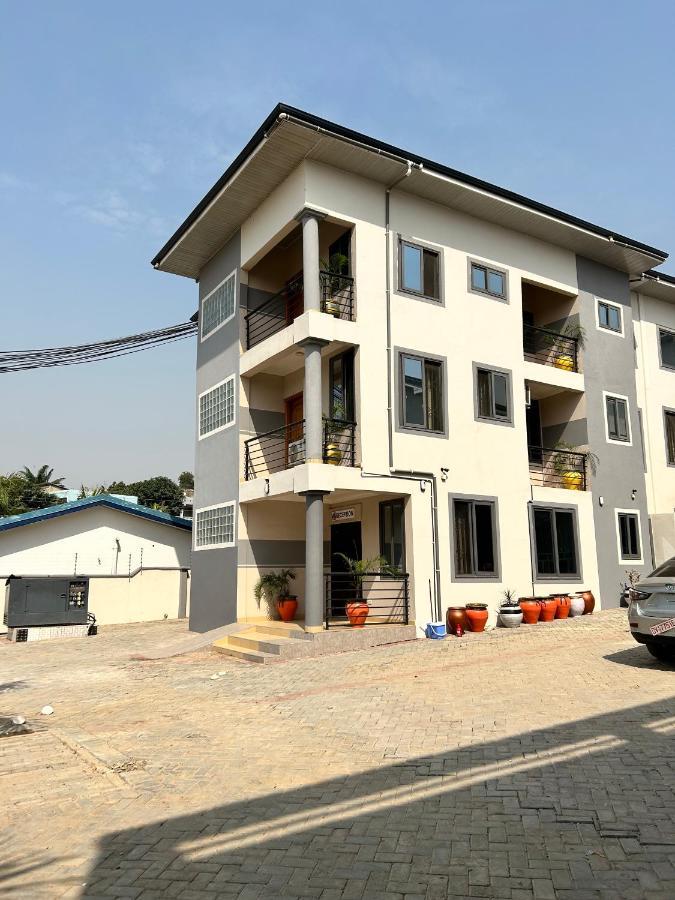 Queen'S Hill Lodge Gbawe Exterior foto